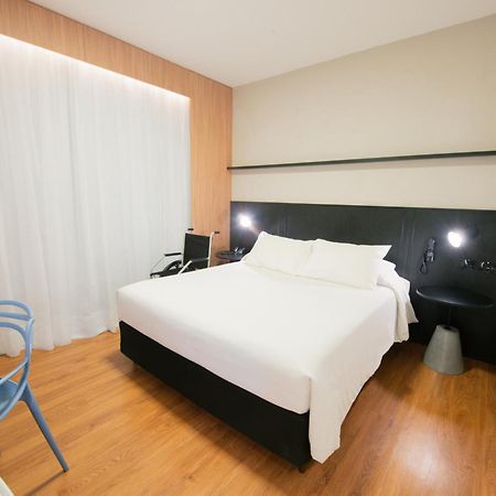 Ibis Curitiba Shopping Hotel Exterior foto