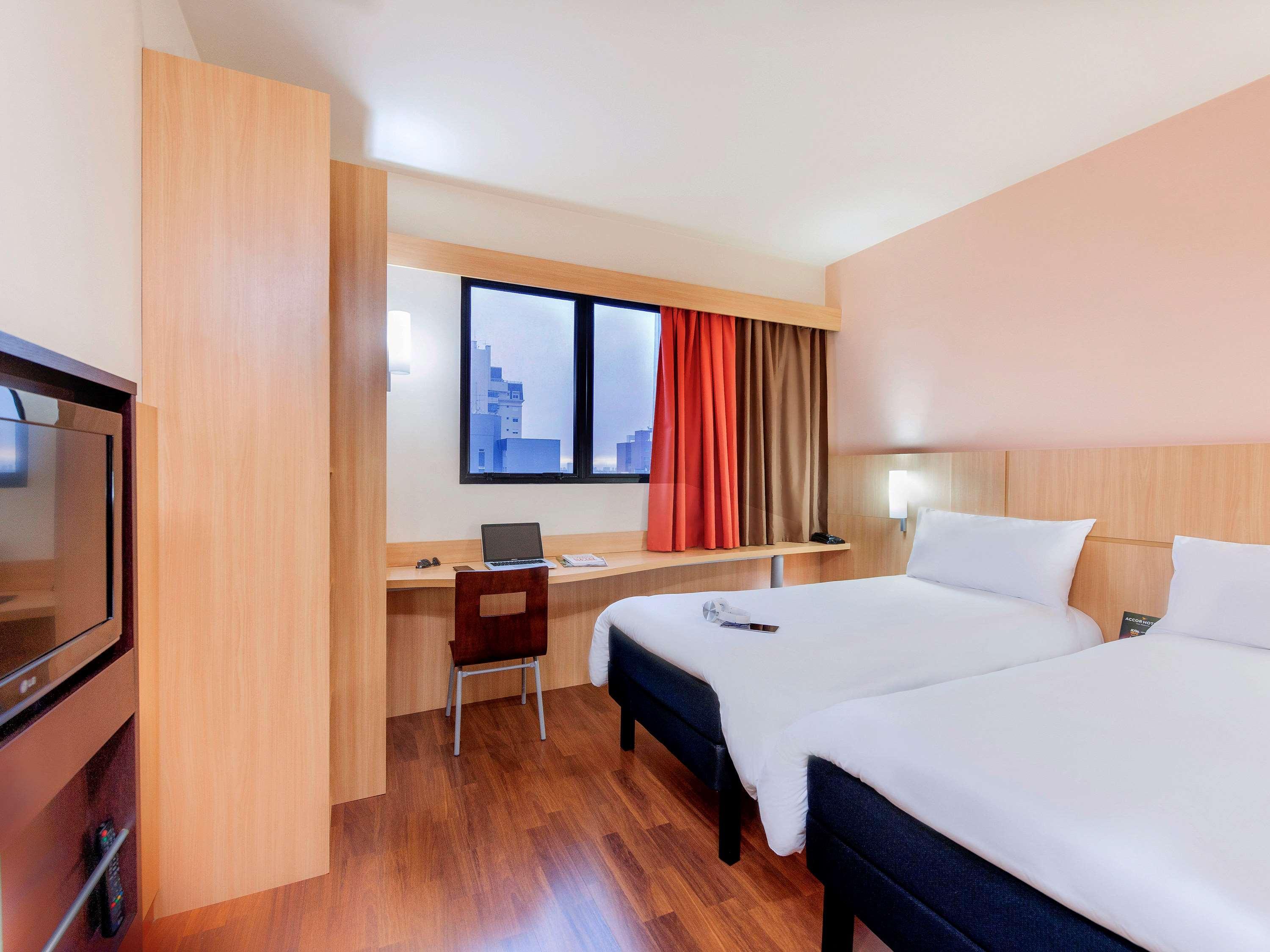 Ibis Curitiba Shopping Hotel Exterior foto