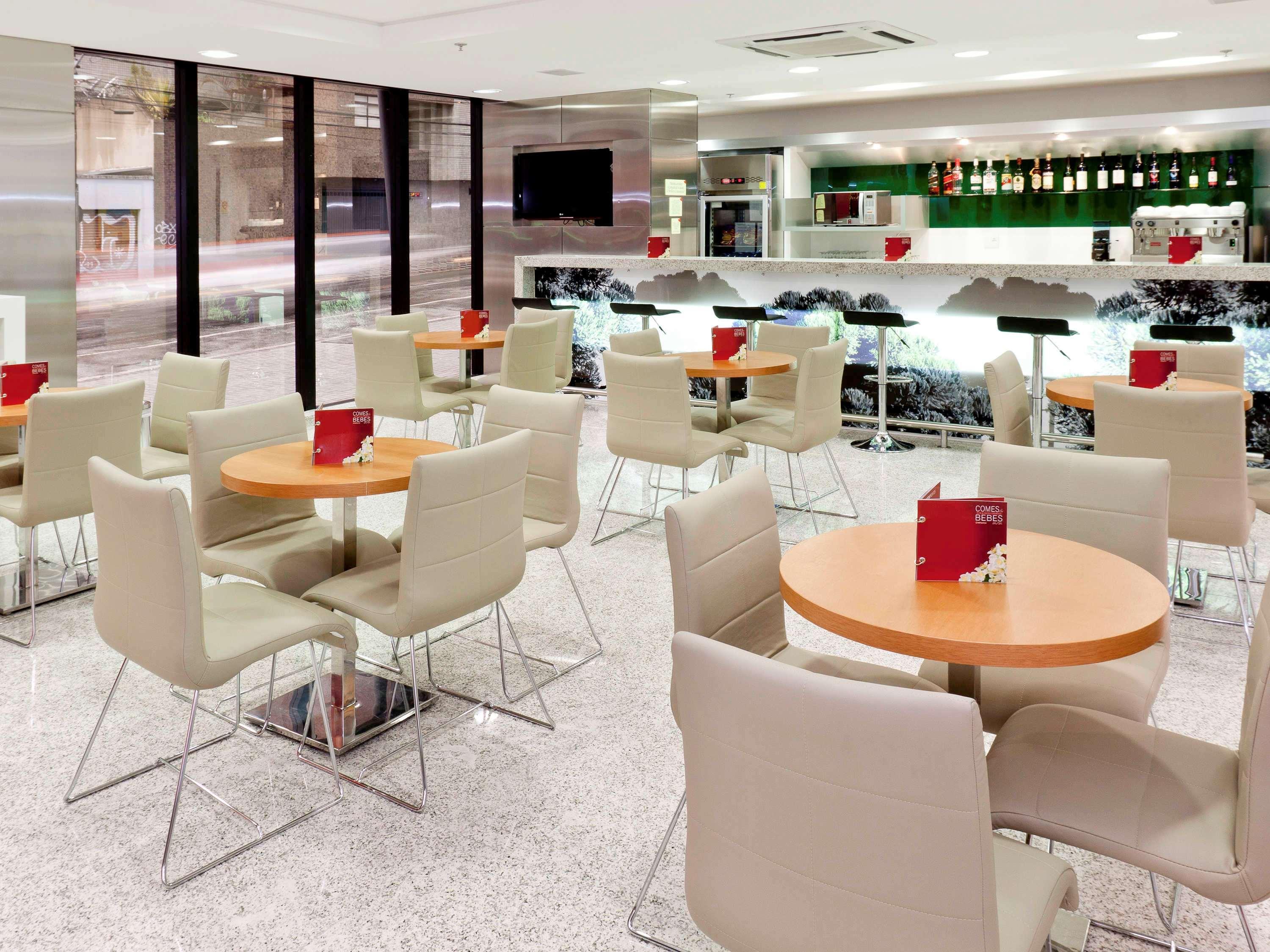 Ibis Curitiba Shopping Hotel Exterior foto